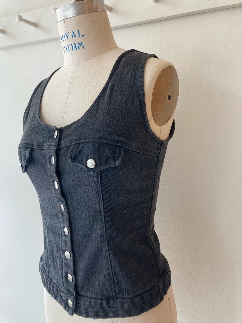 Rare Vintage Lip Service Black Stretch Denim Snap Front Vest / 90s -Y2K - Picture 6 of 6